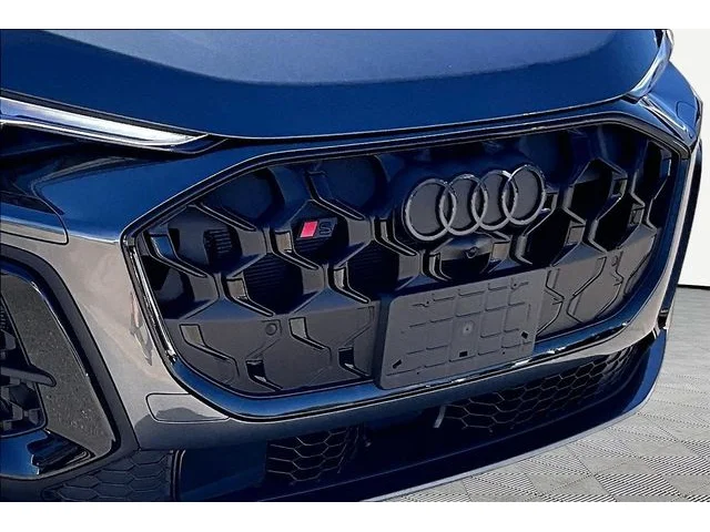 Nuevos AUDI SQ5 à Estados chez autogozo