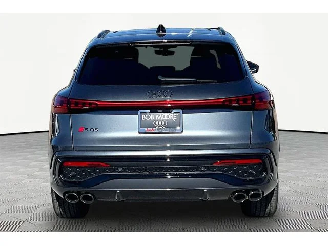Nuevos AUDI SQ5 à Estados chez autogozo