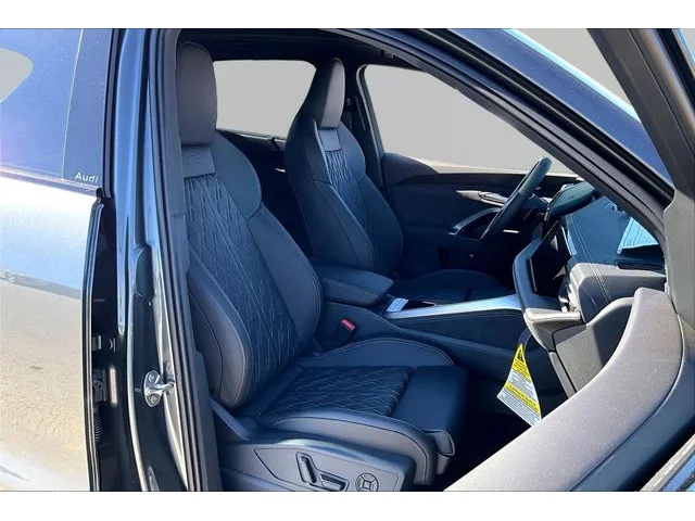 Nuevos AUDI SQ5 à Estados chez autogozo