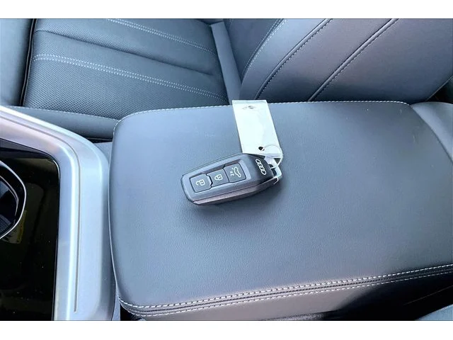 Nuevos AUDI Q5 à Estados chez autogozo