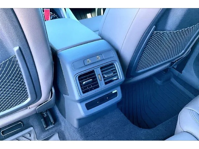 Nuevos AUDI Q5 à Estados chez autogozo