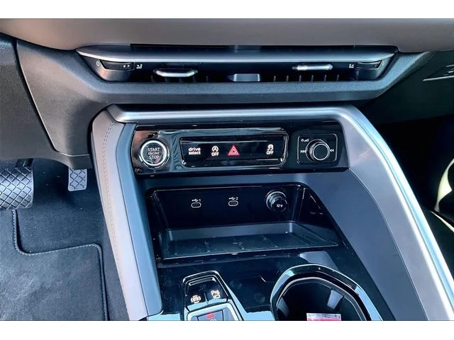 Nuevos AUDI Q5 à Estados chez autogozo