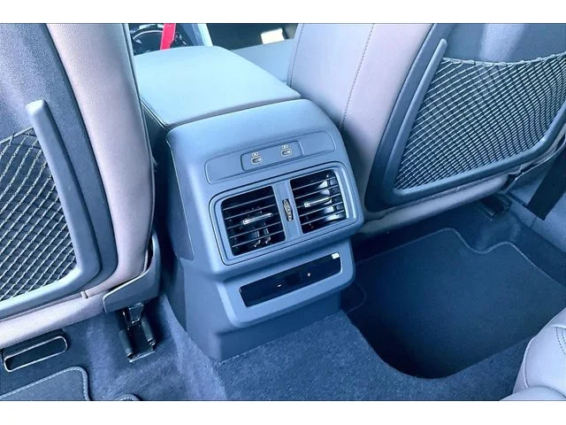 Nuevos AUDI Q5 à Estados chez autogozo