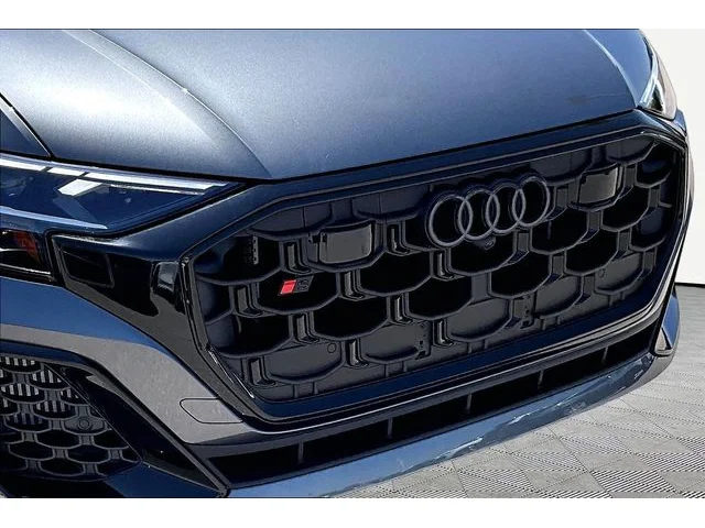 Nuevos AUDI SQ8 à Estados chez autogozo