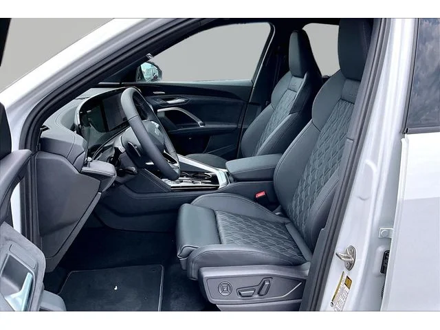 Nuevos AUDI SQ5 SPORTBACK à Estados chez autogozo