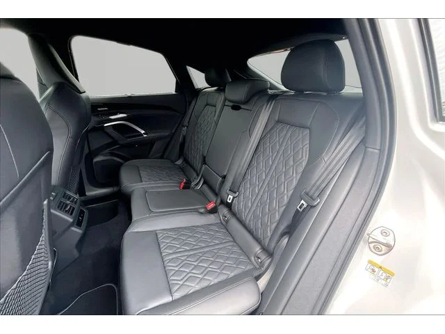 Nuevos AUDI SQ5 SPORTBACK à Estados chez autogozo