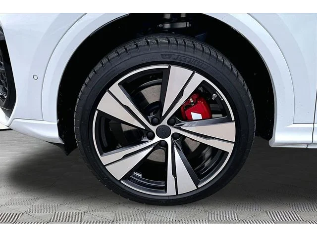 Nuevos AUDI SQ5 SPORTBACK à Estados chez autogozo