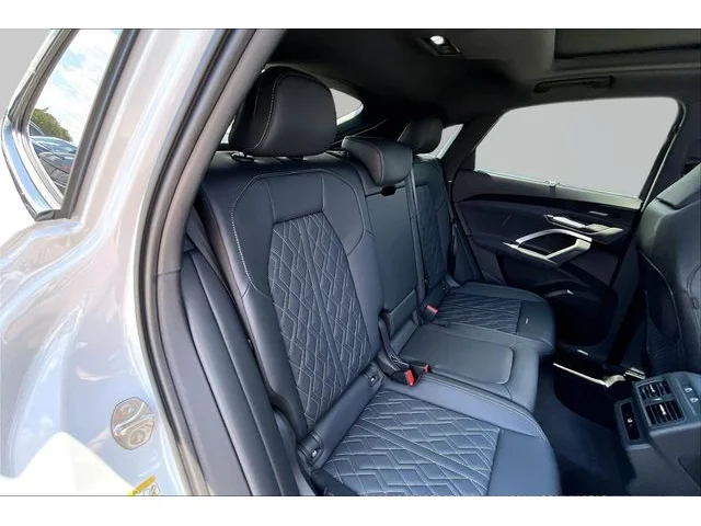 Nuevos AUDI SQ5 SPORTBACK à Estados chez autogozo