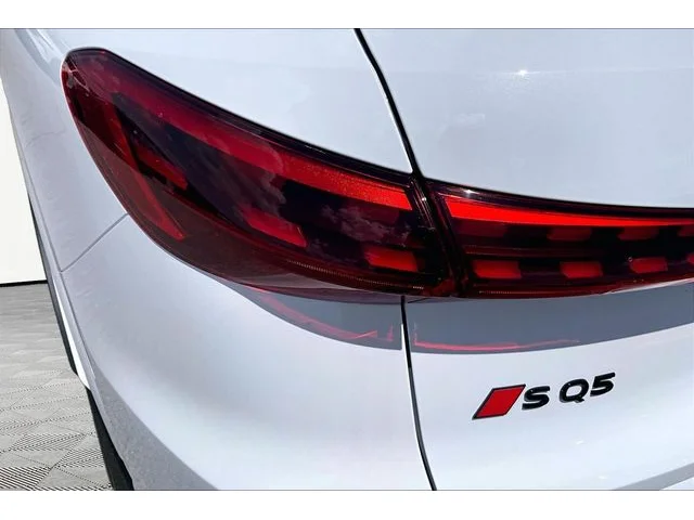 Nuevos AUDI SQ5 SPORTBACK à Estados chez autogozo