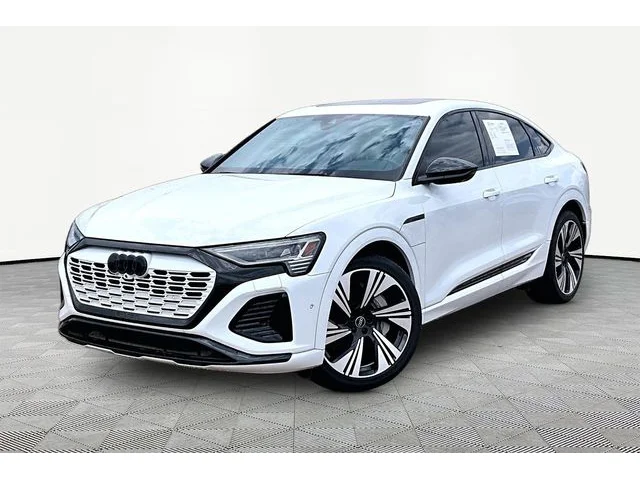 SEMINUEVOS AUDI Q8 Sportback e-tron a Estados en autogozo