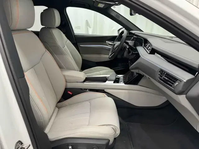 SEMINUEVOS AUDI Q8 Sportback e-tron a Estados en autogozo