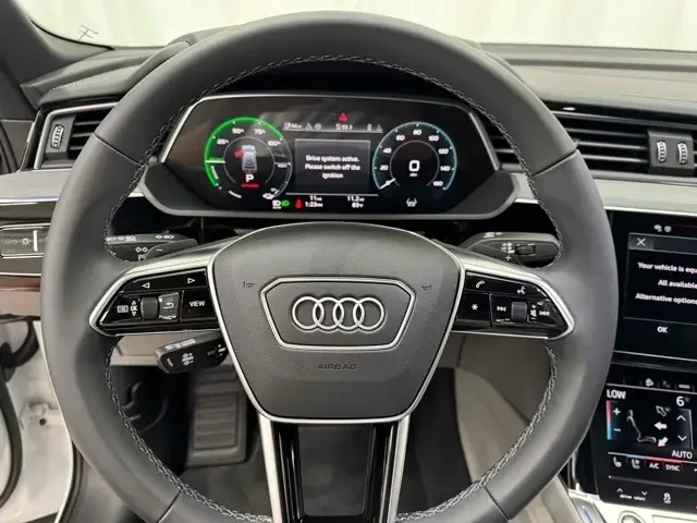 SEMINUEVOS AUDI Q8 Sportback e-tron a Estados en autogozo