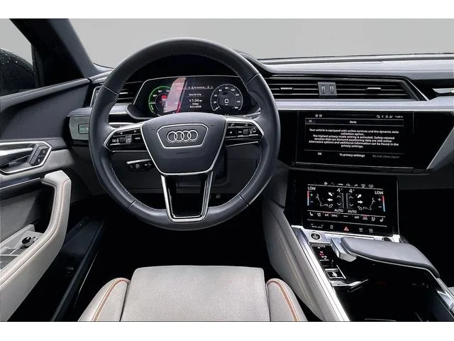SEMINUEVOS AUDI Q8 Sportback e-tron a Estados en autogozo