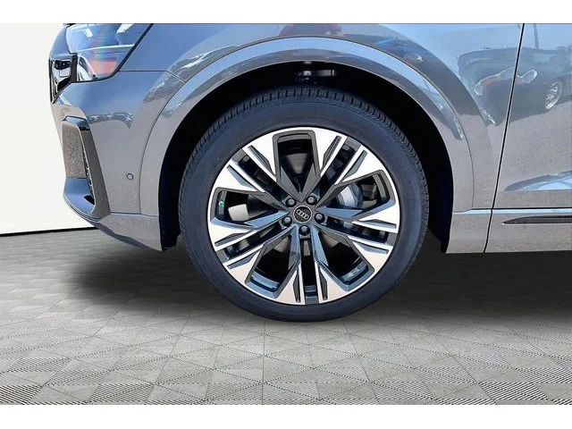 Nuevos AUDI Q8 à Estados chez autogozo