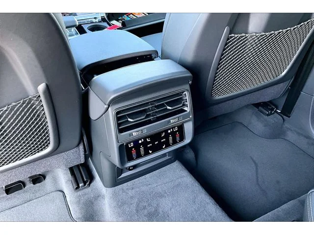 Nuevos AUDI Q8 à Estados chez autogozo