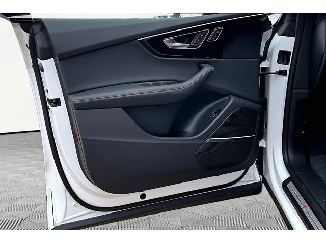 Nuevos AUDI Q8 à Estados chez autogozo
