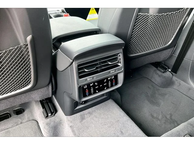 Nuevos AUDI Q8 à Estados chez autogozo