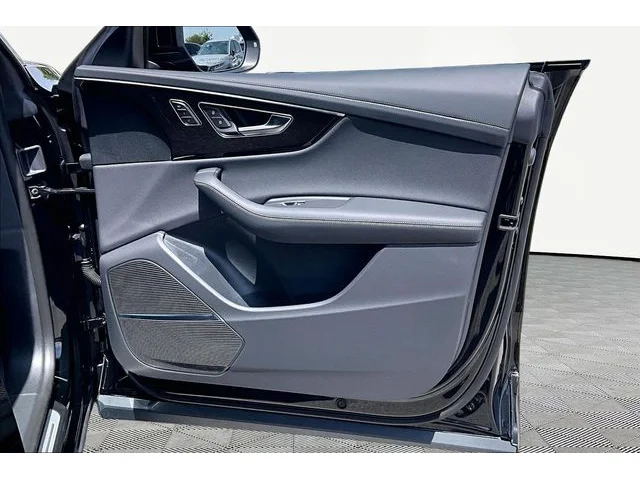 Nuevos AUDI Q8 à Estados chez autogozo