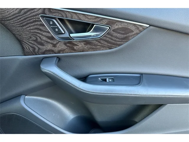 SEMINUEVOS AUDI Q7 at ELK GROVE in Elk Grove Buick GMC