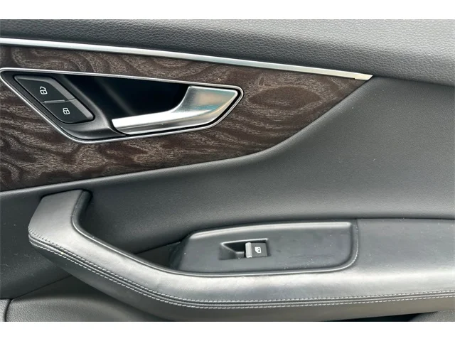 SEMINUEVOS AUDI Q7 at ELK GROVE in Elk Grove Buick GMC