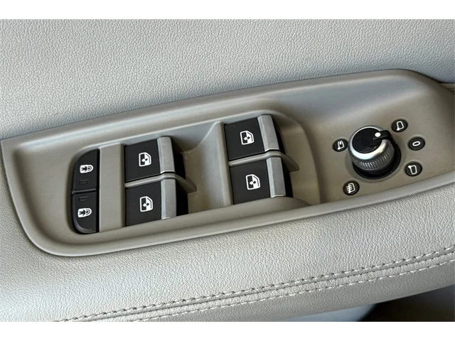 SEMINUEVOS AUDI Q7 at ELK GROVE in Elk Grove Buick GMC