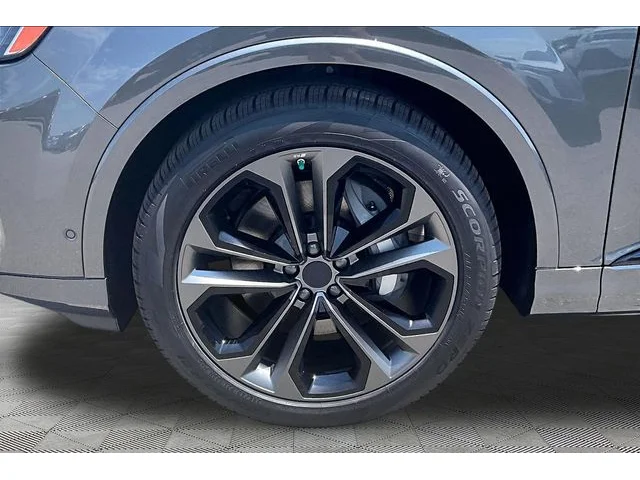 Nuevos AUDI Q7 à Estados chez autogozo