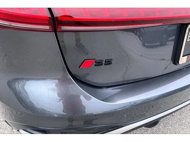 Nuevos AUDI S5 à Estados chez autogozo