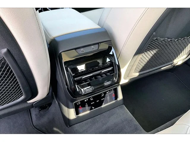 Nuevos AUDI A6 à Estados chez autogozo