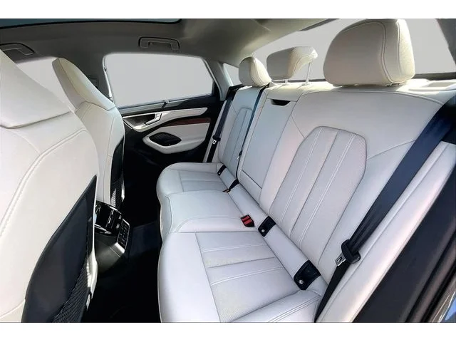 Nuevos AUDI A6 à Estados chez autogozo