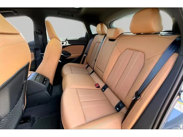 Nuevos AUDI A5 à Estados chez autogozo