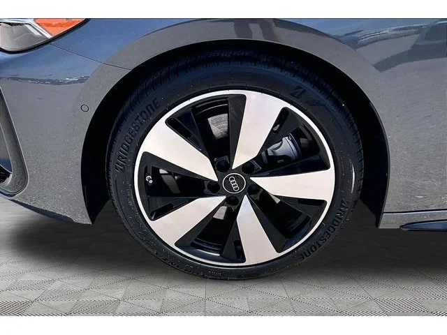 Nuevos AUDI A5 à Estados chez autogozo