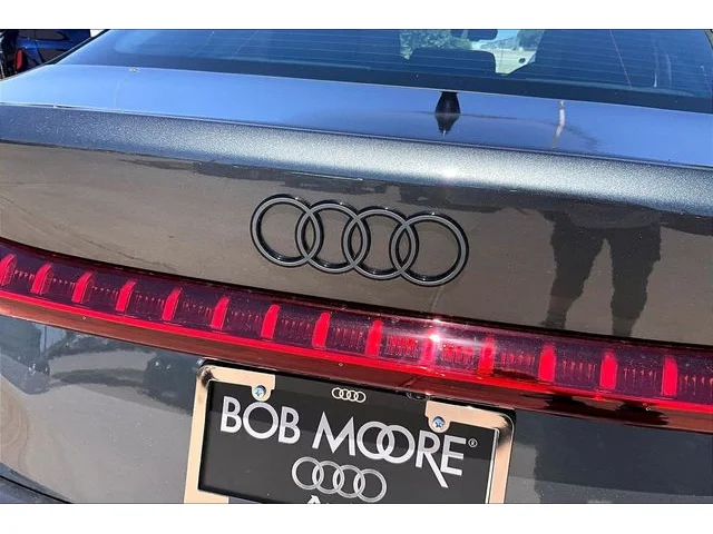 Nuevos AUDI A5 à Estados chez autogozo