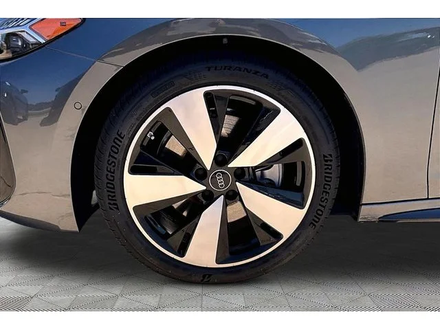 Nuevos AUDI A5 à Estados chez autogozo