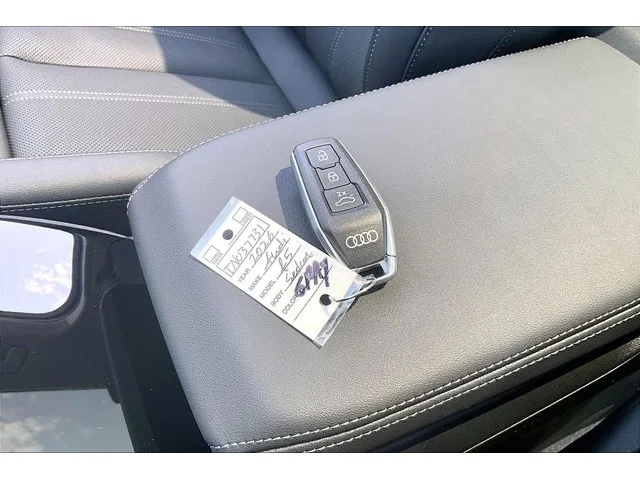 Nuevos AUDI A5 à Estados chez autogozo