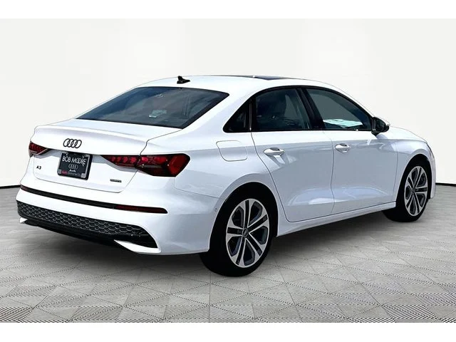 Nuevos AUDI A3 à Estados chez autogozo