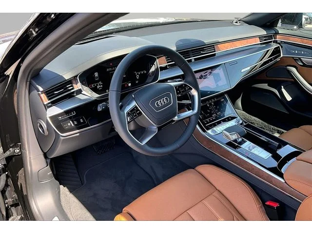 Nuevos AUDI A8 à Estados chez autogozo