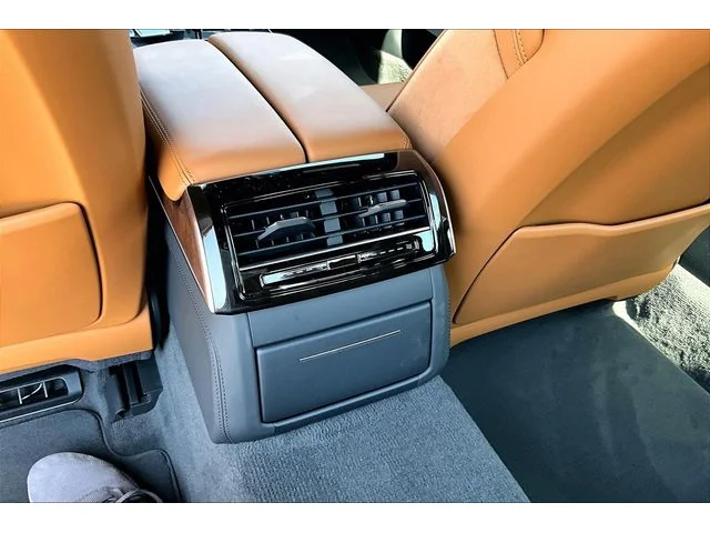 Nuevos AUDI A8 à Estados chez autogozo