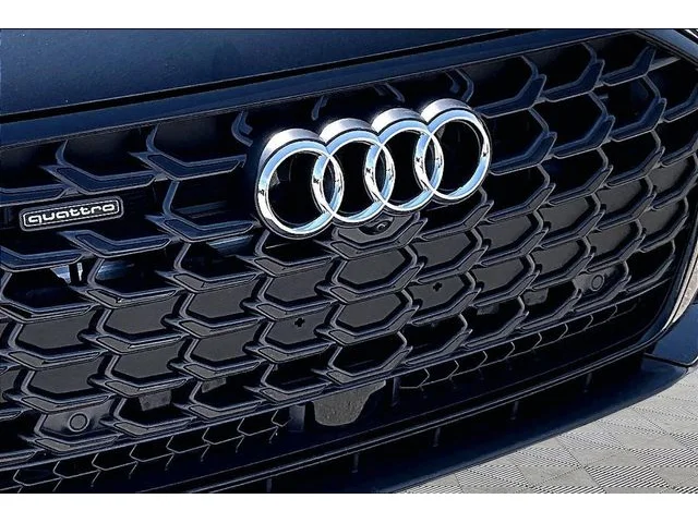 Nuevos AUDI A8 à Estados chez autogozo