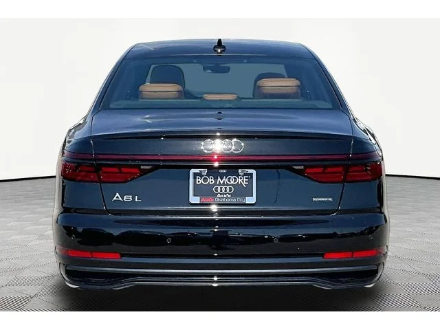 Nuevos AUDI A8 à Estados chez autogozo