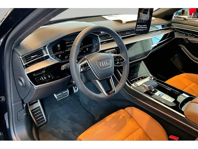 Nuevos AUDI S8 à Estados chez autogozo