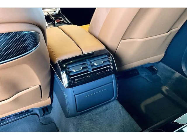 Nuevos AUDI S8 à Estados chez autogozo