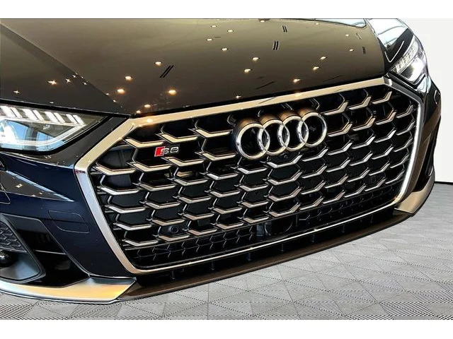 Nuevos AUDI S8 à Estados chez autogozo