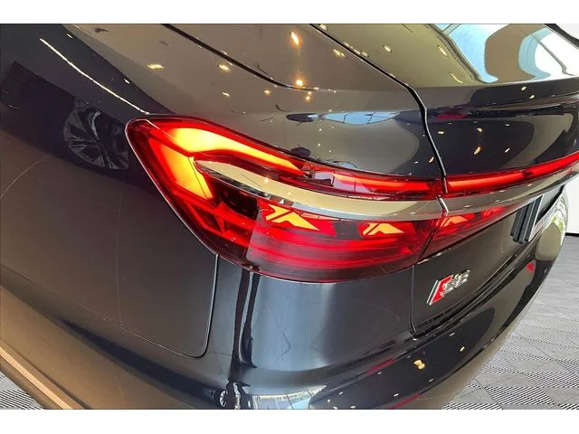 Nuevos AUDI S8 à Estados chez autogozo