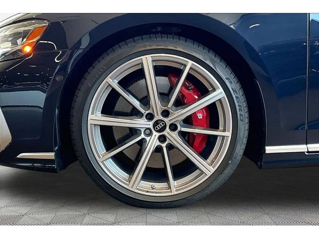 Nuevos AUDI S8 à Estados chez autogozo