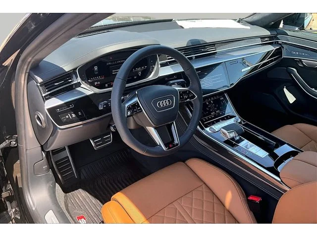 Nuevos AUDI S8 à Estados chez autogozo
