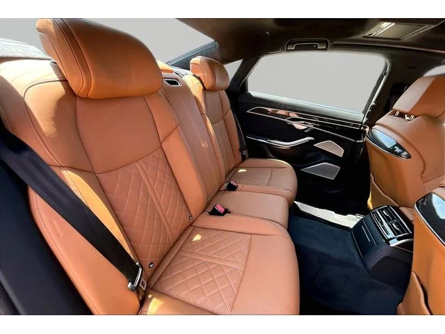 Nuevos AUDI S8 à Estados chez autogozo