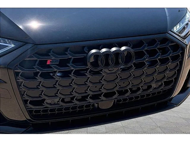 Nuevos AUDI S8 à Estados chez autogozo