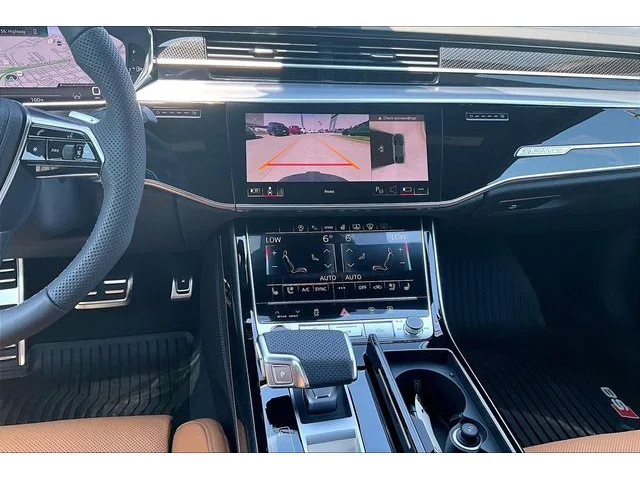 Nuevos AUDI S8 à Estados chez autogozo