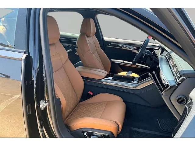 Nuevos AUDI S8 à Estados chez autogozo