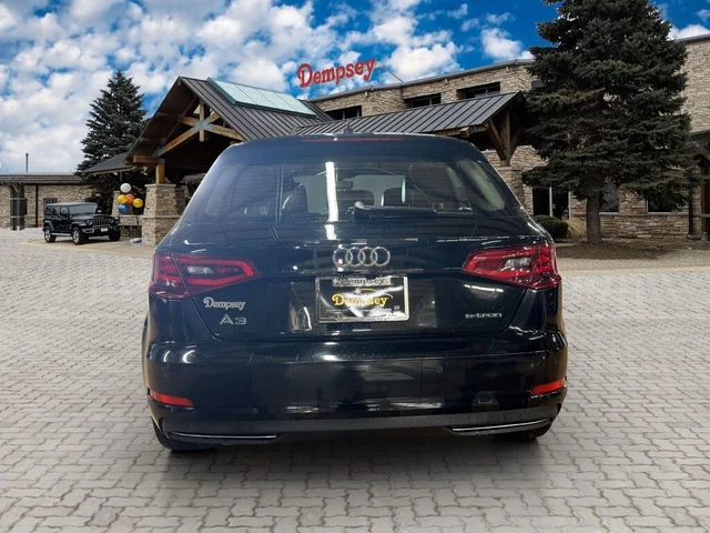SEMINUEVOS AUDI A3 e-tron a Estados en autogozo